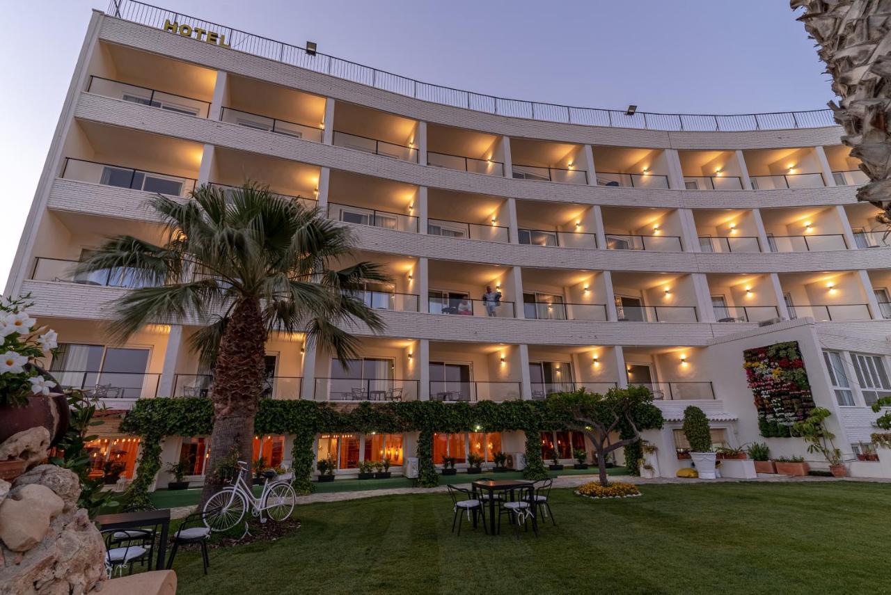 Ramada Resort By Wyndham El Puerto de Mazarrón Kültér fotó
