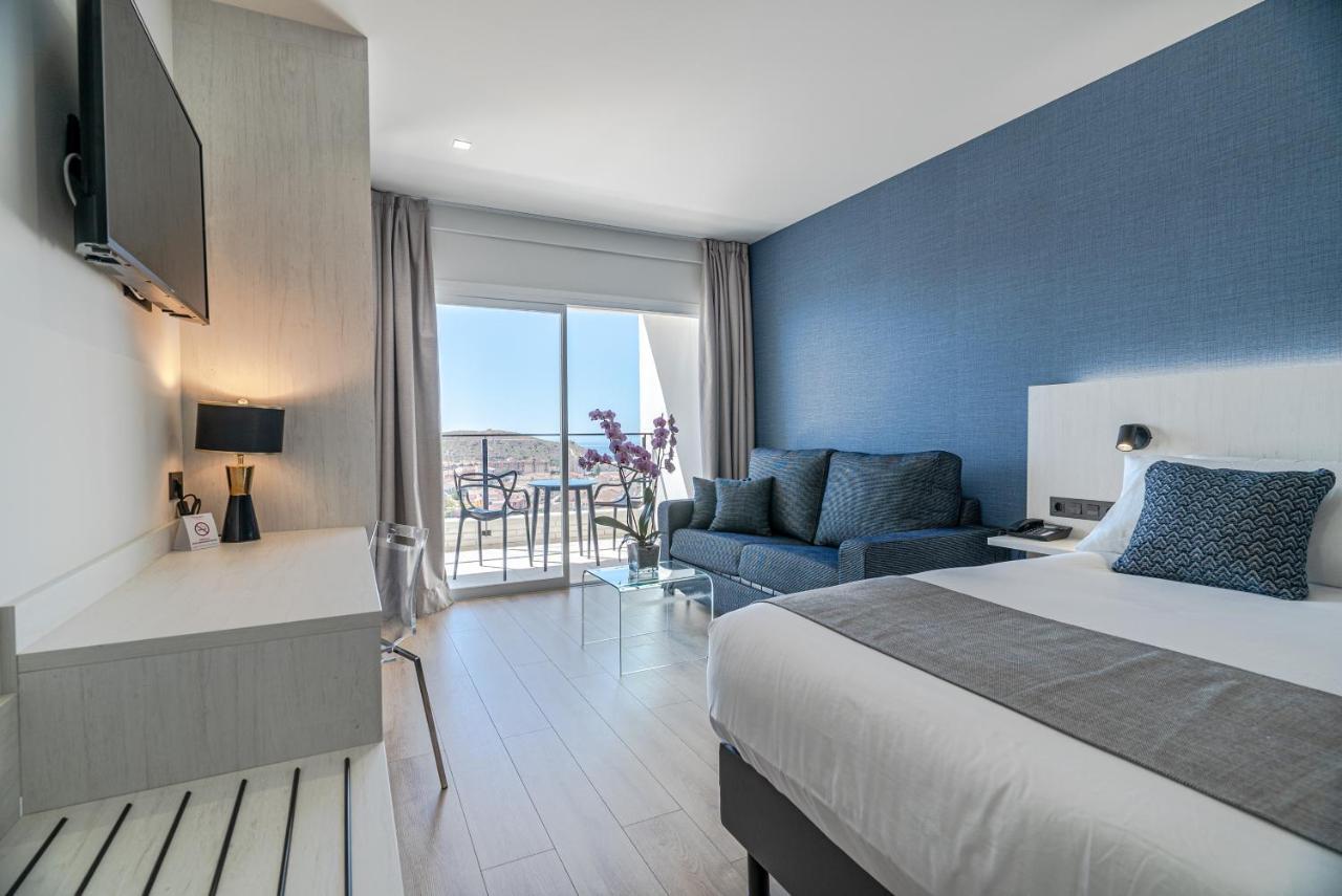 Ramada Resort By Wyndham El Puerto de Mazarrón Kültér fotó