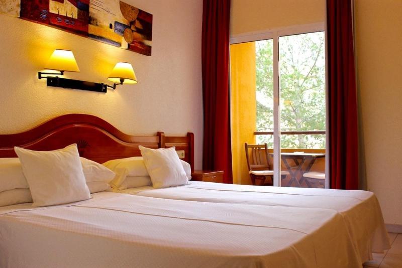 Ramada Resort By Wyndham El Puerto de Mazarrón Szoba fotó