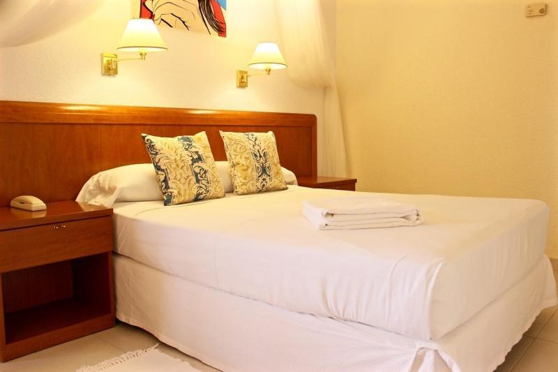 Ramada Resort By Wyndham El Puerto de Mazarrón Szoba fotó